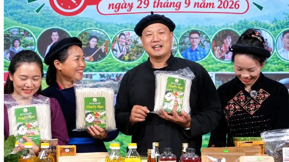 Chợ phiên số tại Thái Nguyên mở thêm kênh tiêu thụ nông sản OCOP cho HTX vùng DTTS&MN, kết nối người mua và chốt nhiều đơn hàng qua livestream.