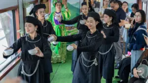 Chuyến tàu du lịch kết nối Hà Nội với Thái Nguyên, đưa du khách khám phá văn hóa trà và di sản địa phương.