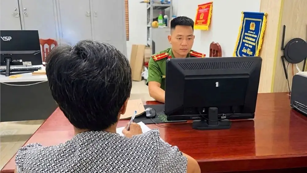Công an Hải Phòng xử phạt người phụ nữ 3,5 triệu đồng vì dựng chuyện bị lừa đảo sau khi bán tài sản chung.