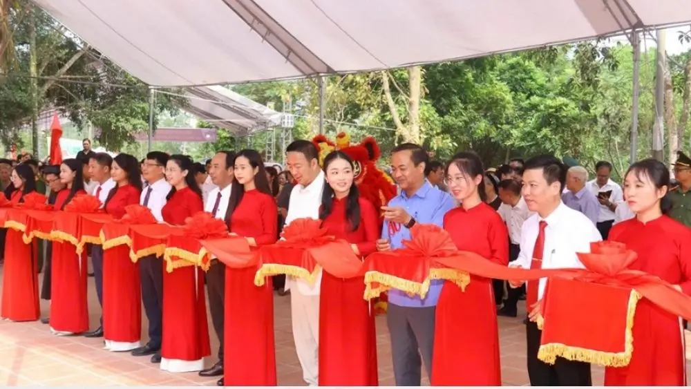 Lễ khánh thành công trình tu bổ, tôn tạo đền Đót đánh dấu bước hoàn thiện trong việc gìn giữ di tích. Tìm hiểu thêm về công trình.