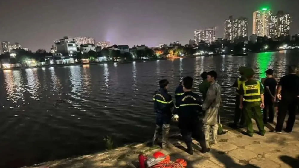 Hai người tử vong khi câu cá ở hồ Định Công, Hà Nội. Tìm hiểu diễn biến vụ đuối nước và công tác cứu hộ tại hiện trường.