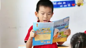 Writing Kho học liệu số quốc gia sẽ cung cấp tài liệu học tập miễn phí cho học sinh cả nước, hướng tới kết nối 100% cơ sở giáo dục phổ thông trước năm 2030.