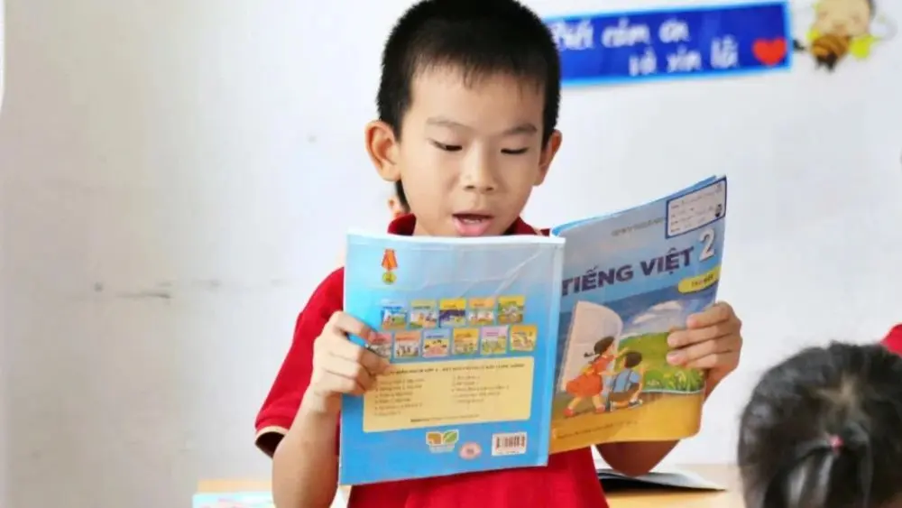 Writing Kho học liệu số quốc gia sẽ cung cấp tài liệu học tập miễn phí cho học sinh cả nước, hướng tới kết nối 100% cơ sở giáo dục phổ thông trước năm 2030.