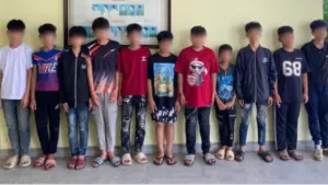 Học sinh Trường THCS Chợ Rã tại Thái Nguyên trong vụ việc bắt nạt học đường.
