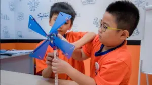 Quy định cấm các trường thu tiền học giáo dục tăng cường theo Thông tư 85 của Bộ Giáo dục và Đào tạo.