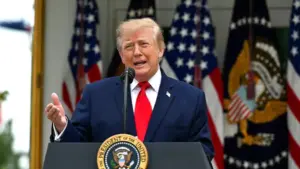 Tổng thống Mỹ Donald Trump phát biểu tại Nhà Trắng trong bối cảnh căng thẳng hạt nhân với Iran.