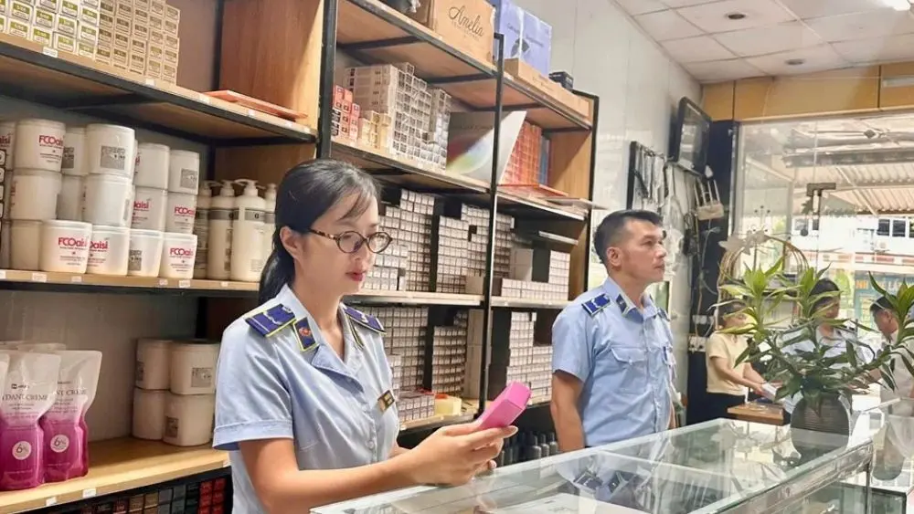 Thái Nguyên tăng cường kiểm tra, xử lý mỹ phẩm nhập lậu, không rõ nguồn gốc, xuất xứ nhằm bảo vệ quyền lợi người tiêu dùng.